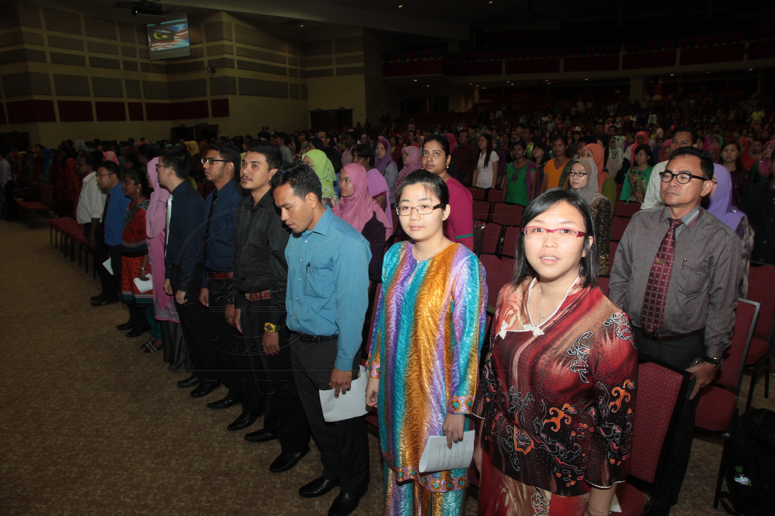 PRO16 16 siswazah IMG 0140